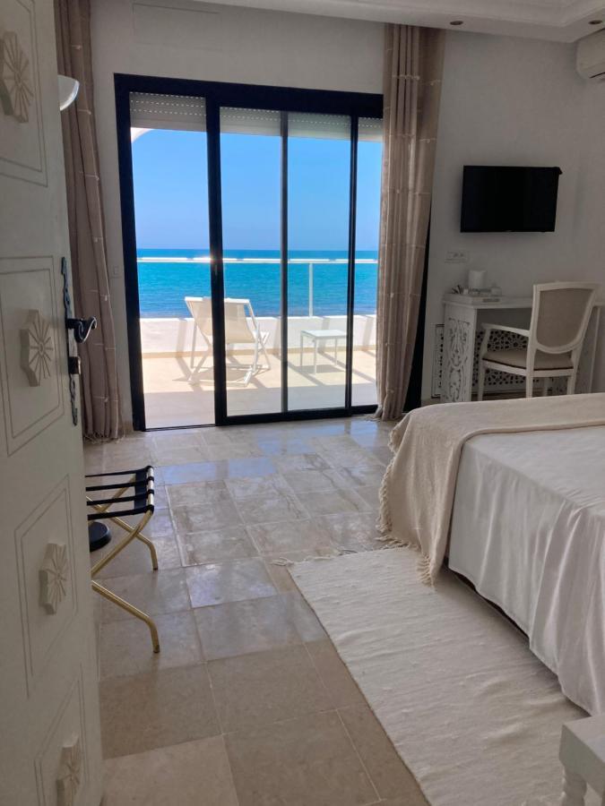 Dar Corniche La Marsa (Adults Only) Hotel Bagian luar foto